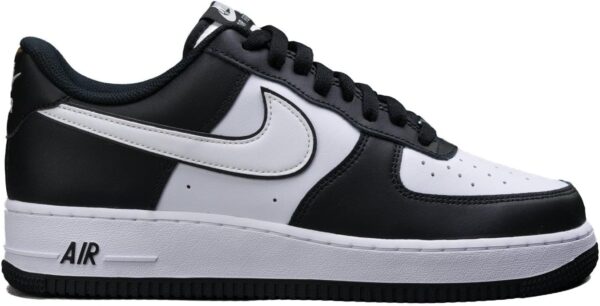 Nike mens Air Force 1 '07 LV8