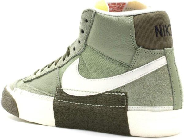 Nike Men's Blazer Mid Pro Club - Image 2