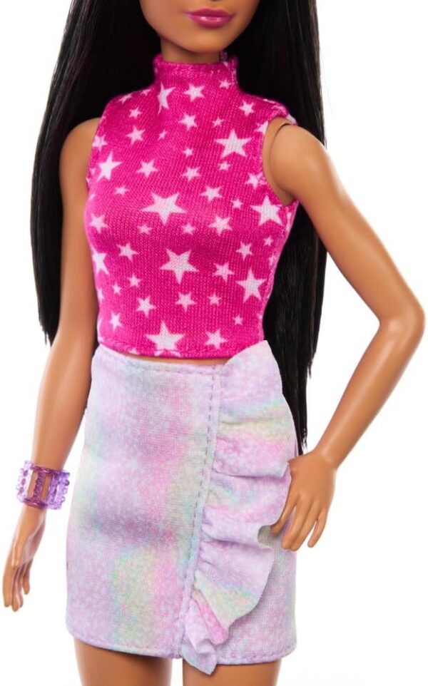 Barbie Fashionistas Doll #215 with Black Straight Hair, Pink Star-Print Top & Iridescent Skirt, 65th Anniversary Collectible Fashion Doll - Image 5