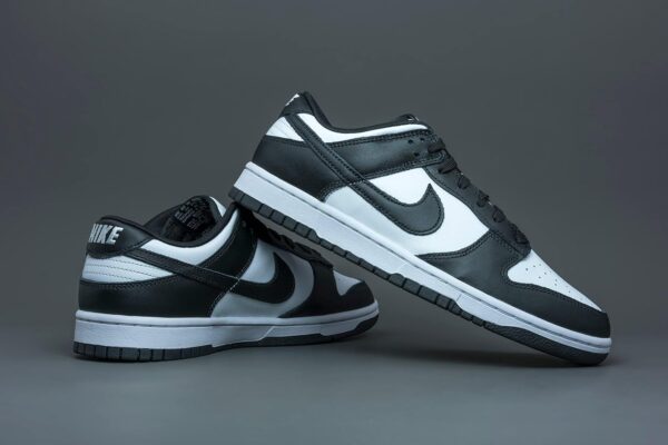 Nike Women's Sneaker - Image 4