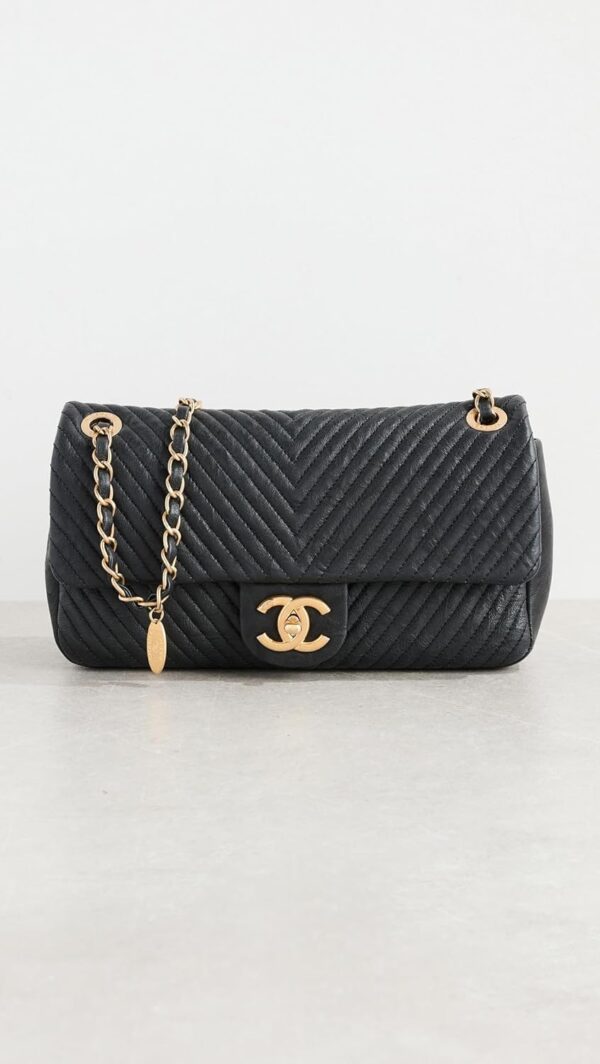 WHAT GOES AROUND COMES AROUND Women's Pre-Loved Chanel Black Calfskin Surpique Chevron Bag - Image 2