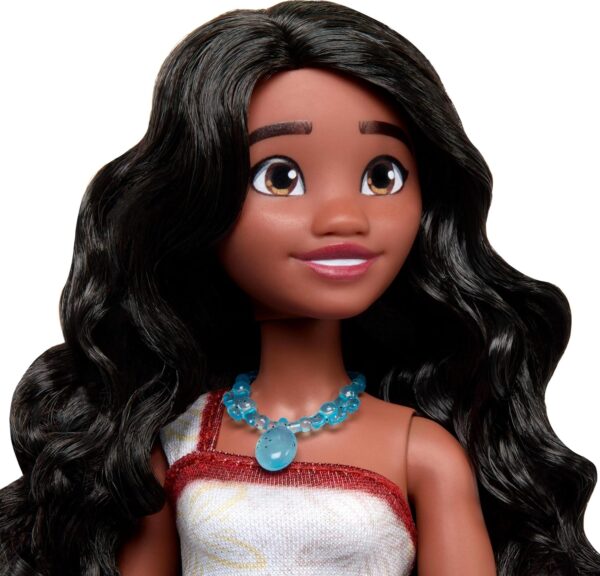 Mattel Disney Moana 2 Moana Fashion Doll with 2 Accessories, Removable Outfit with Necklace & Anklet, Inspired by The Movie - Image 4