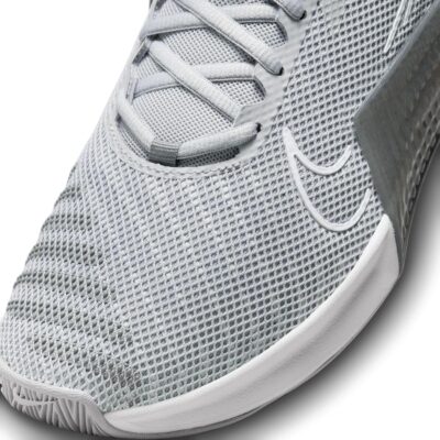 Nike Men's Low-top Sneakers - Image 4