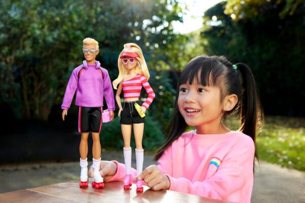 Barbie Fashionistas Set with 2 Fashion Dolls & 6 Accessories, Ken Roller-Skating Fashion Dolls, 65th Anniversary Collectible - Image 2