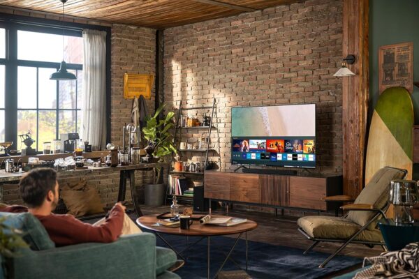 SAMSUNG 70-inch TU-7000 Series Class Smart TV | Crystal UHD - 4K HDR - with Alexa Built-in | UN70TU7000FXZA, 2020 Model - Image 2