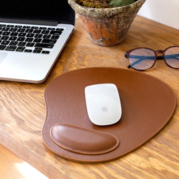 Personalized Oval Leather Mouse Pad with Wrist Rest, Hand Crafted Computer Mouse Pad, Cute Desk Laptop Mouse Pad, Soft Ergonomic Mouse Pad - Image 6