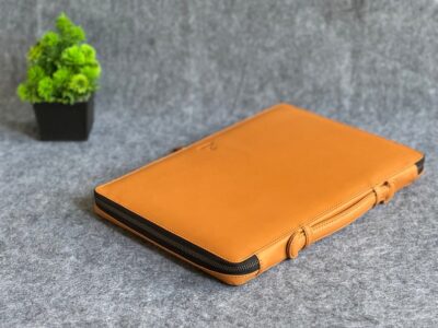 Customizable Leather Laptop Sleeve with Handle & Strap | Fits MacBook, HP, ASUS, Lenovo, LG, Samsung (11"-17") | Personalized**