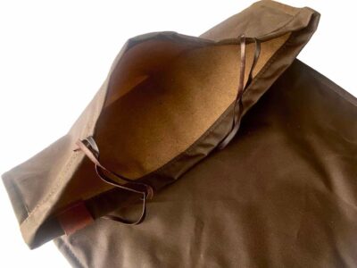 Bushcraft Spain Oilskin & Wool Nap-Sack, Pillow, Storage bag, Seat Pad, Working Surface and more! 100% leather straps and Olive Wood toggles - Image 4