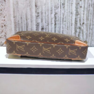 Authentic LOUIS VUITTON Monogram Marly Dragonne Clutch Pre owned Vintage LV Pouch date code 863TH Made in France 1986 - Image 5