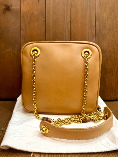 Authentic Vintage GUCCI Bamboo Chain Crossbody Bag Calfskin Leather Beige - Image 2