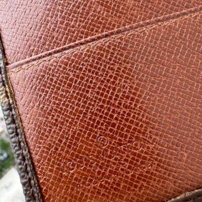 LOUIS VUITTON Vintage LV Monogram Brown Coated Canvas Wallet. Authentic from the 1990(s) Collection. Leather Interior. Made in France. - Image 4